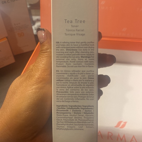 Farmasi - Picture 4 of 4